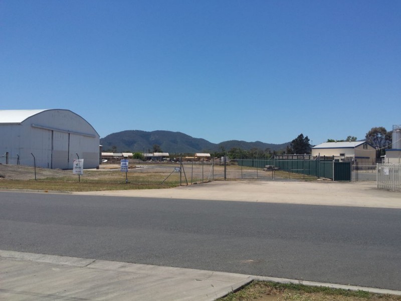 19 Dooley Street, Park Avenue QLD 4701