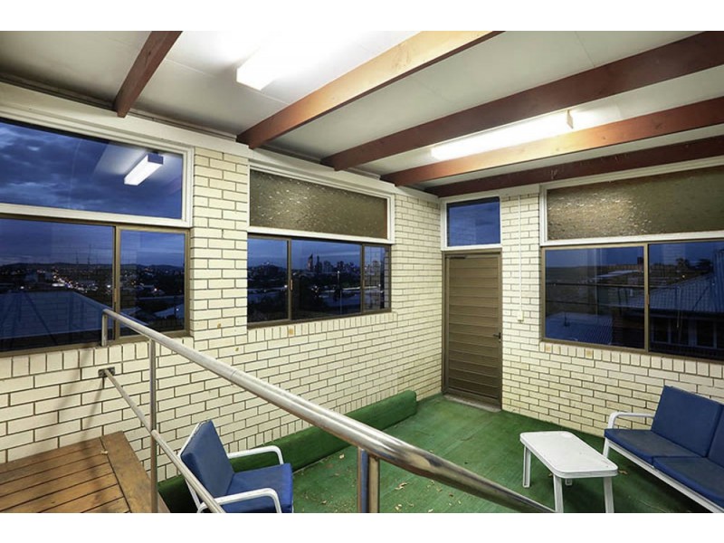 76-82 Kirkland Avenue, Coorparoo QLD 4151