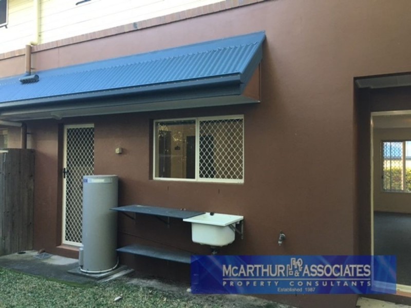 3/12 Yamboyna Street, Manly QLD 4179