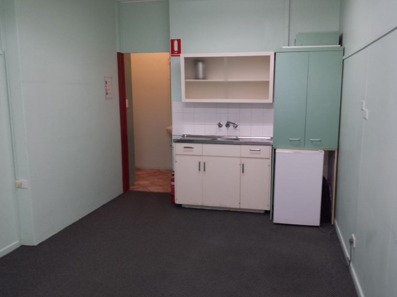 Unit 4,160 Bolsover Street, Rockhampton City QLD 4700