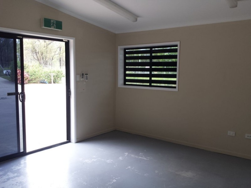 17 Bush Cresent, Rockhampton City QLD 4700
