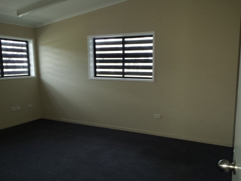 17 Bush Cresent, Rockhampton City QLD 4700