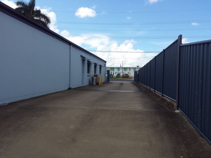 84 High Street, Berserker QLD 4701