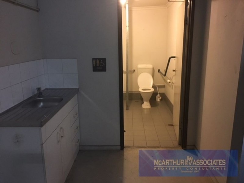 2/4-6 Boeing Place, Caboolture QLD 4510