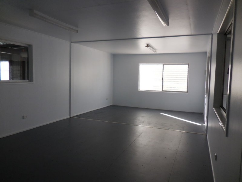 3 & 4 5-7 Gaffield St, Morayfield QLD 4506