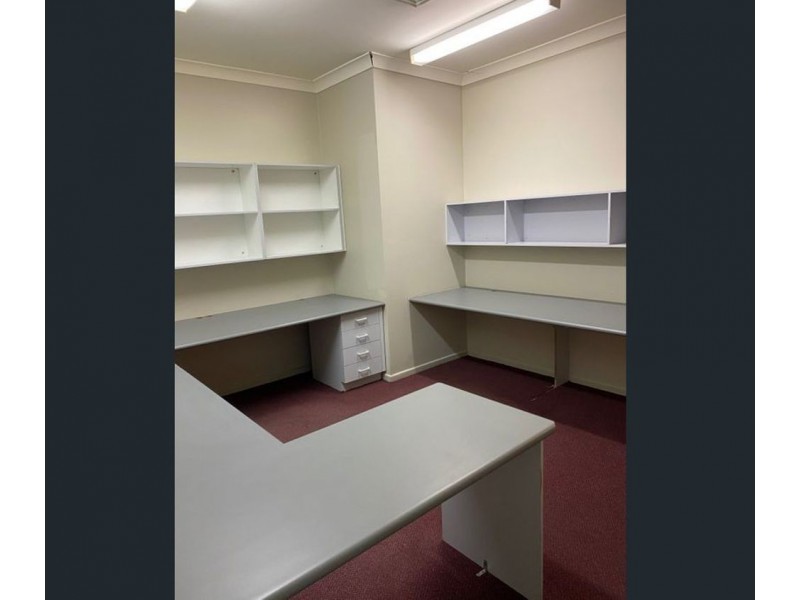Unit 2 111 Musgrave Street, Berserker QLD 4701