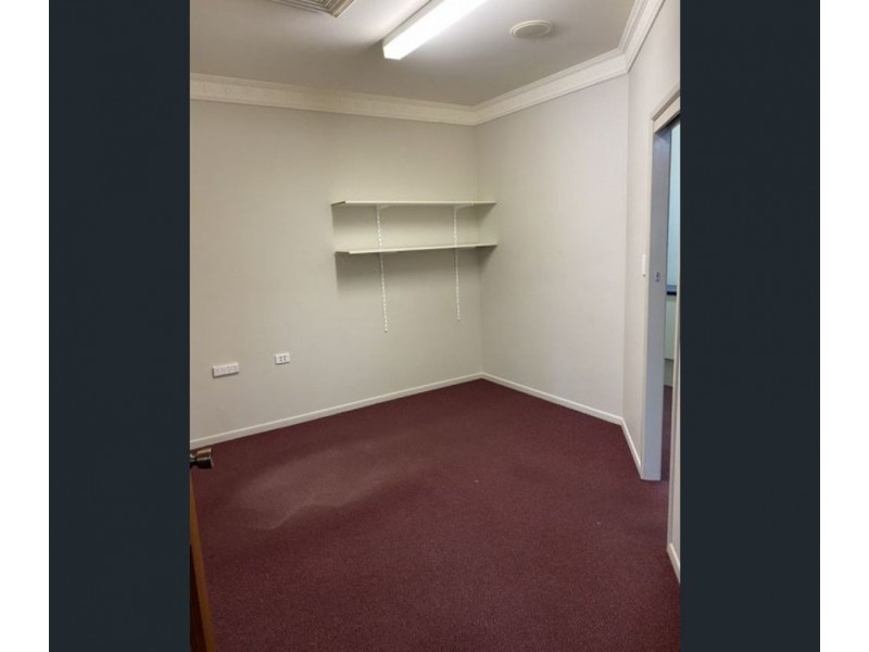 Unit 2 111 Musgrave Street, Berserker QLD 4701