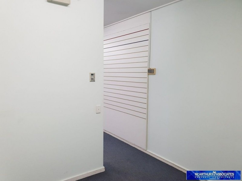 Mount Ommaney QLD 4074