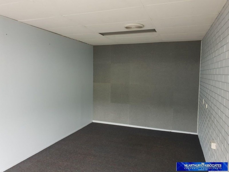 4/107 Dandenong Road, Mount Ommaney QLD 4074