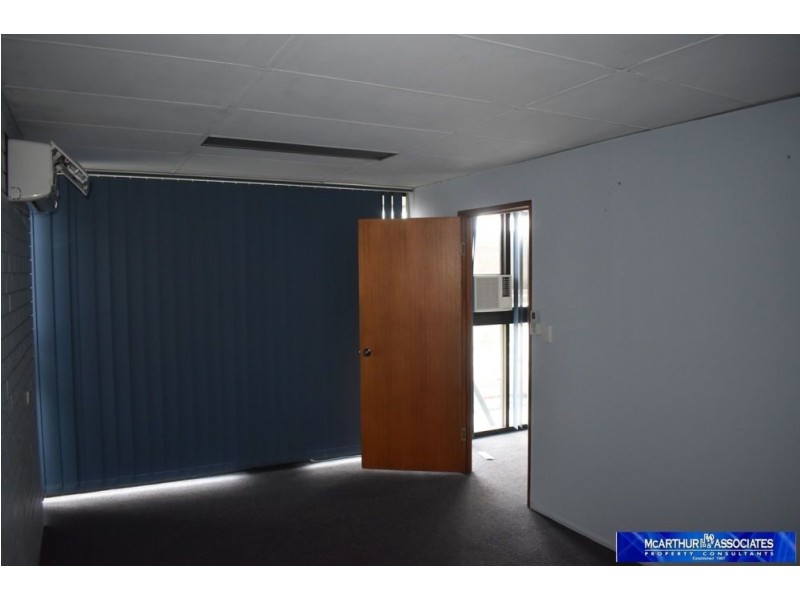 4/107 Dandenong Road, Mount Ommaney QLD 4074