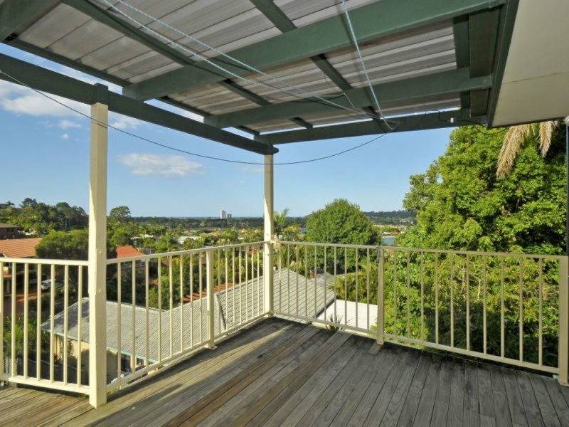 28(A) Foothill Street, Elanora QLD 4221