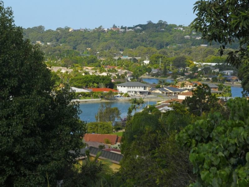 28(A) Foothill Street, Elanora QLD 4221
