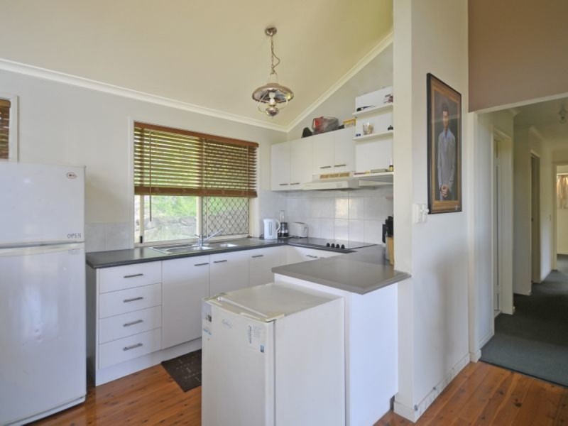 28(A) Foothill Street, Elanora QLD 4221