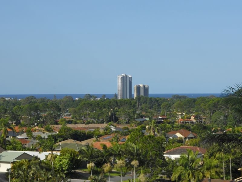 28(A) Foothill Street, Elanora QLD 4221