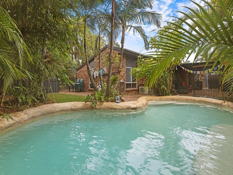 9 Dianella Court, Elanora QLD 4221