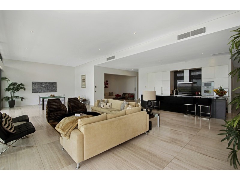 6603/6 Marina Promenade, Paradise Point QLD 4216