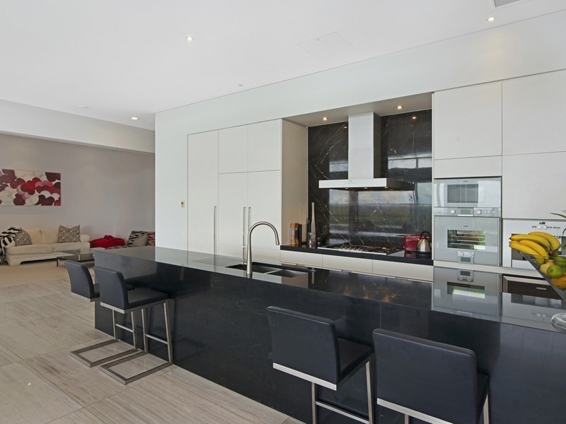 6603/6 Marina Promenade, Paradise Point QLD 4216