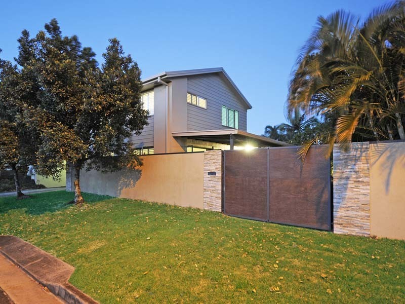 2/28 Twenty Fifth Avenue, Palm Beach QLD 4221
