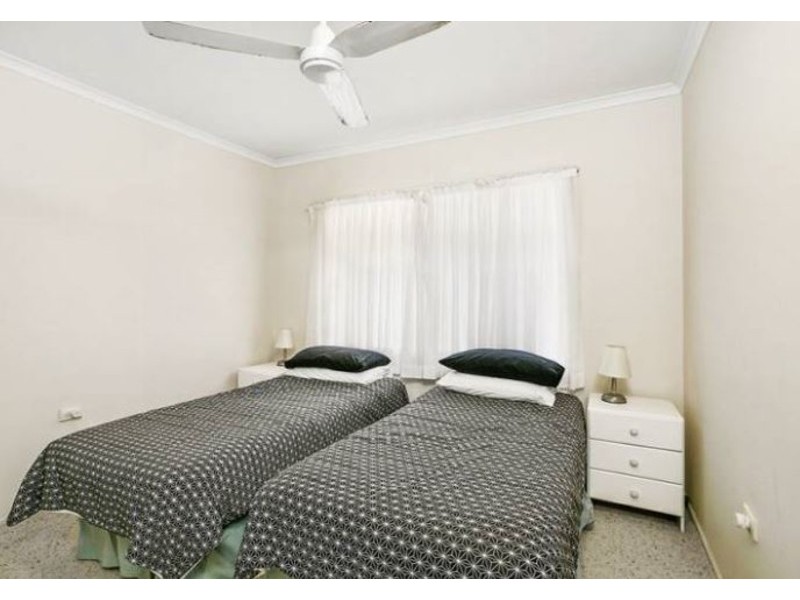 25 Second Avenue, Palm Beach QLD 4221