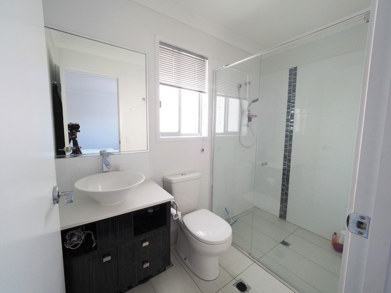 1/19 Rees Court, Elanora QLD 4221