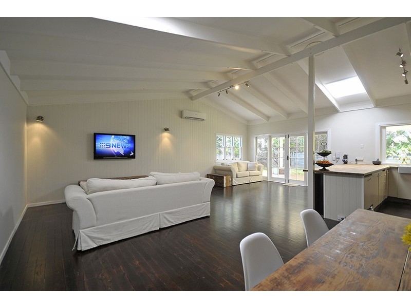 28A Alpha Avenue, Currumbin QLD 4223