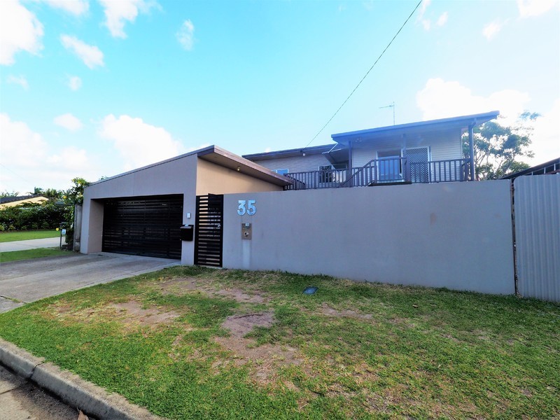 35B Mallawa Drive, Palm Beach QLD 4221