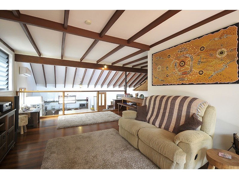 19 Crest Drive, Currumbin QLD 4223