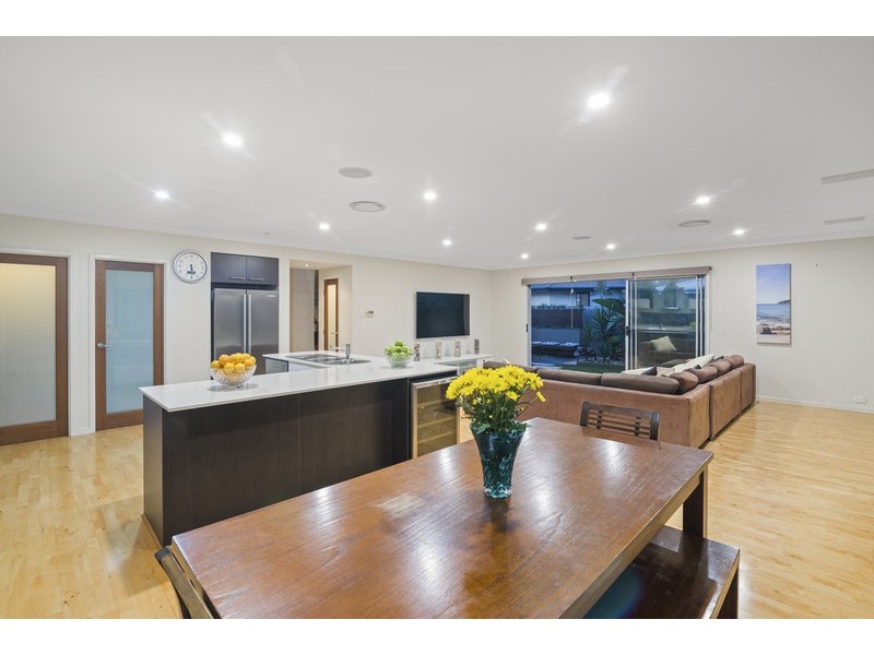 32A Fourteenth Avenue, Palm Beach QLD 4221