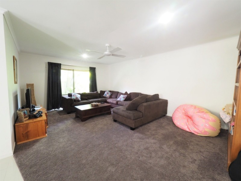 8 Wyllie Way, Reedy Creek QLD 4227