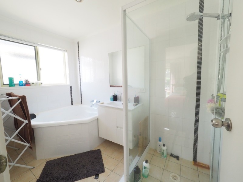 8 Wyllie Way, Reedy Creek QLD 4227