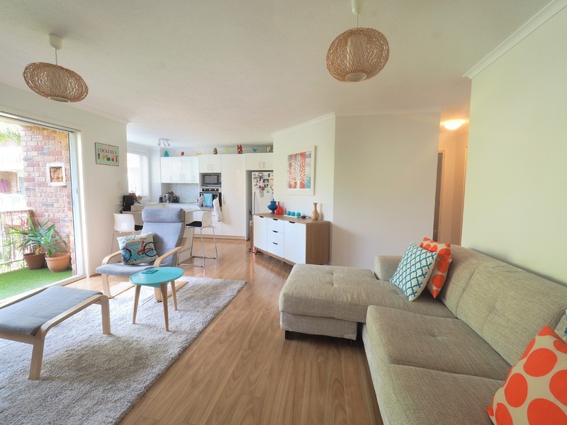7/5 Rolan Court, Palm Beach QLD 4221
