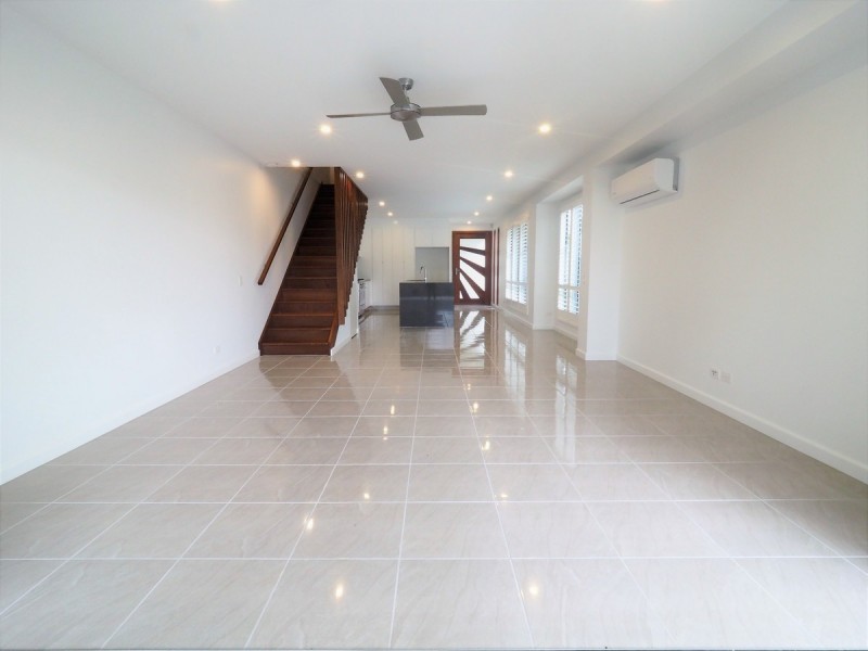 1/46 Fourth Avenue, Palm Beach QLD 4221