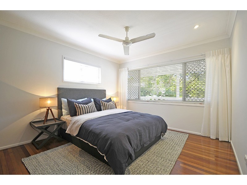 2 Carlyle Drive, Currumbin QLD 4223