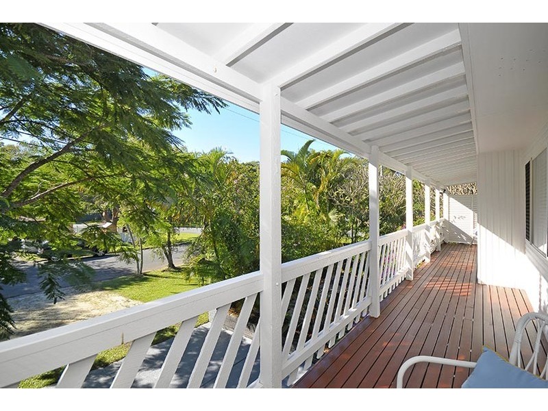 2 Carlyle Drive, Currumbin QLD 4223