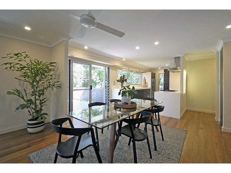 18 Domain Road, Currumbin QLD 4223