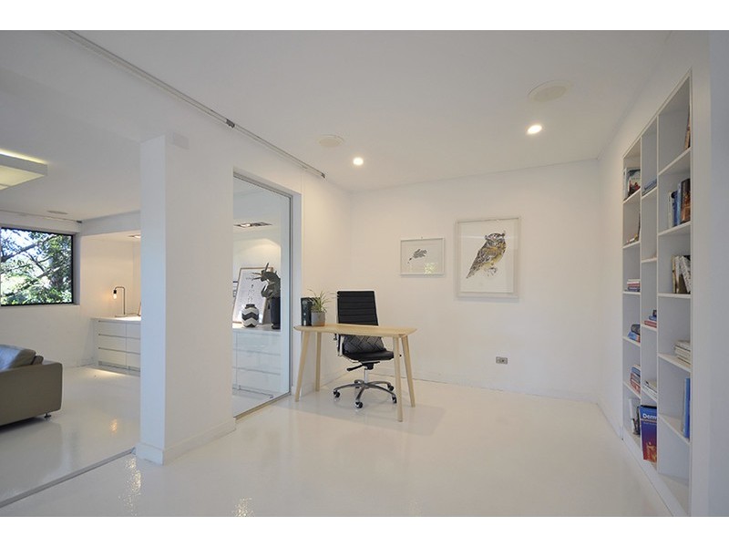 18 Domain Road, Currumbin QLD 4223
