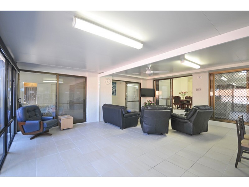 4 Burrawong Court, Banora Point NSW 2486