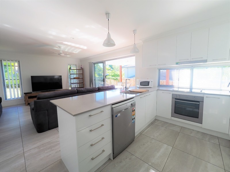 1/19 Rees Court, Elanora QLD 4221