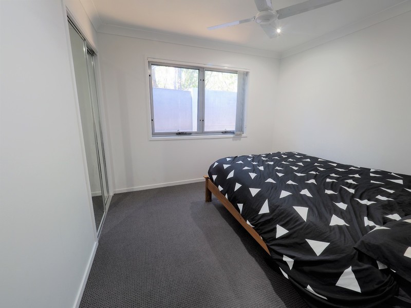 1/19 Rees Court, Elanora QLD 4221