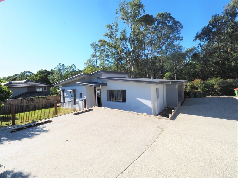 1/19 Rees Court, Elanora QLD 4221