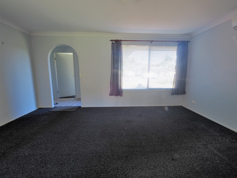 10 Balsa Street, Elanora QLD 4221