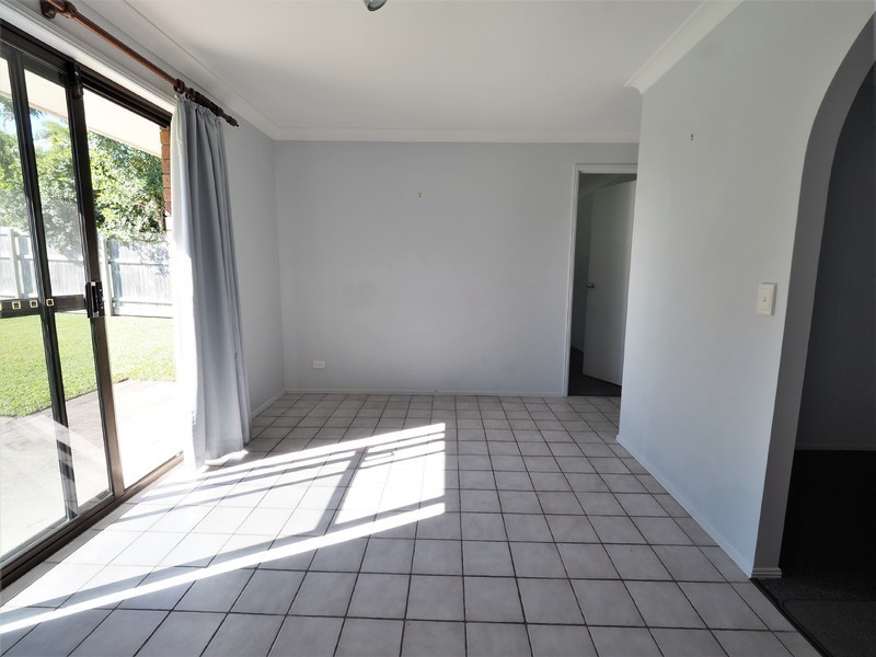 10 Balsa Street, Elanora QLD 4221