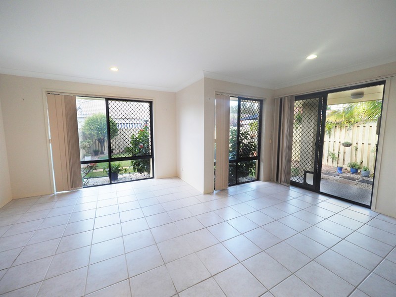 20 Keegan Circuit, Currumbin Waters QLD 4223