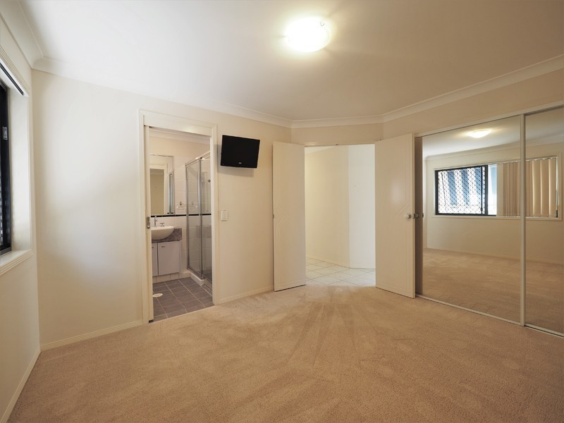 20 Keegan Circuit, Currumbin Waters QLD 4223