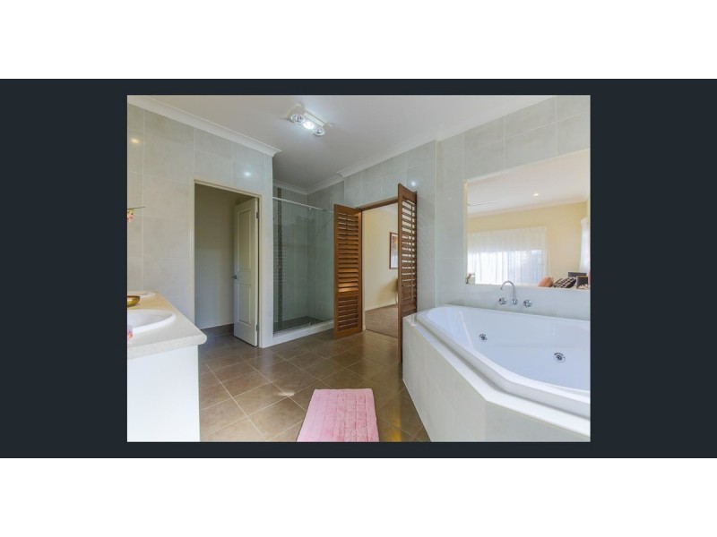 6 Picnic Creek Drive, Coomera QLD 4209