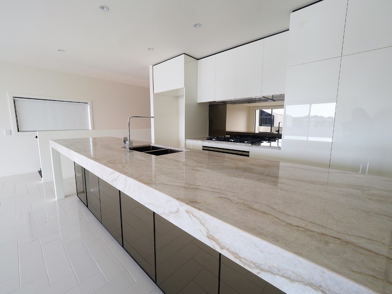 2/33 Magnoli Circuit, Palm Beach QLD 4221