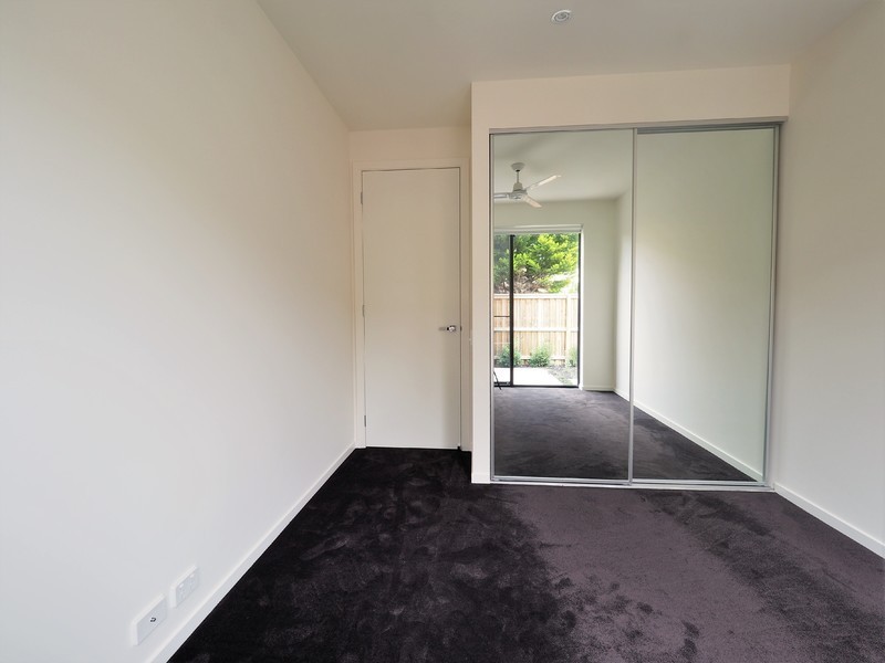 2/33 Magnoli Circuit, Palm Beach QLD 4221