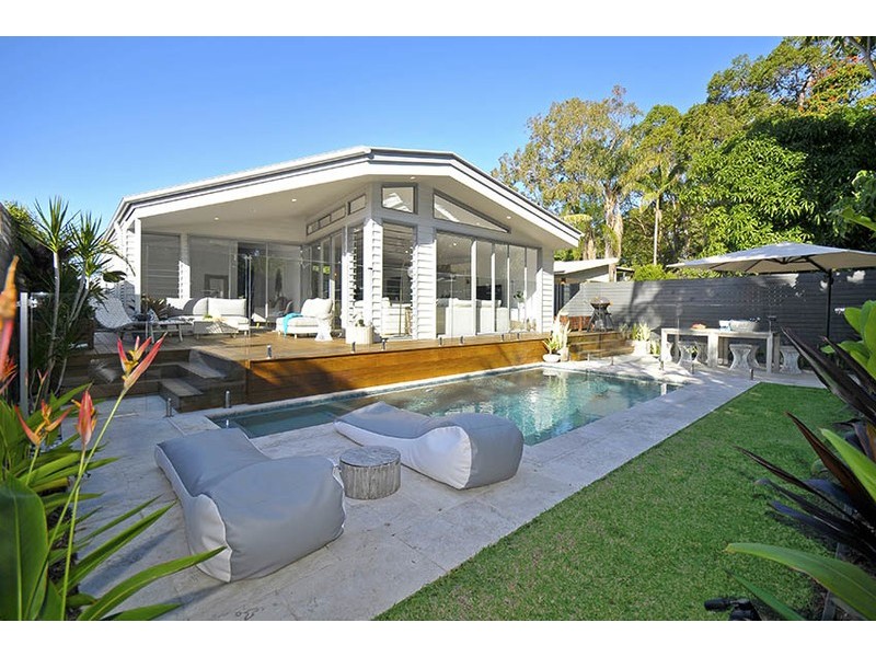 73 Third Avenue, Palm Beach QLD 4221