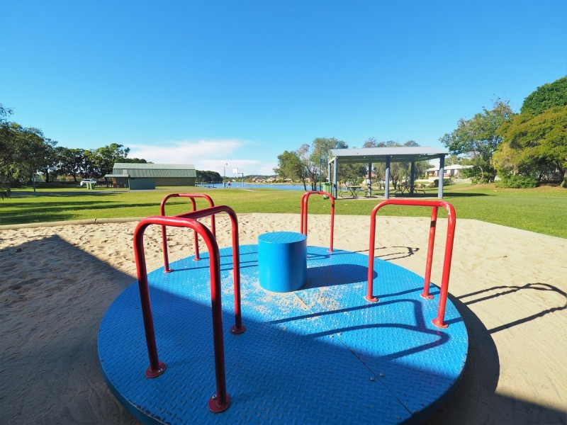 2 Hovea Court, Elanora QLD 4221