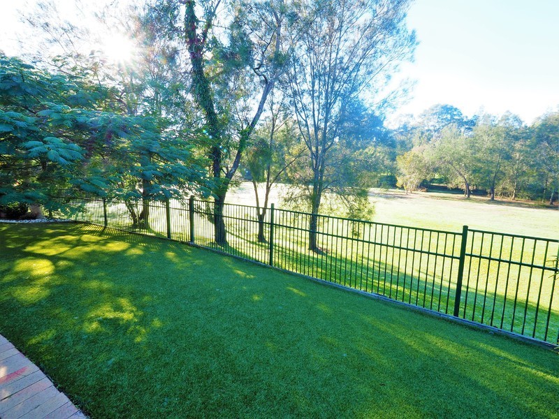20 Ottelia, Elanora QLD 4221